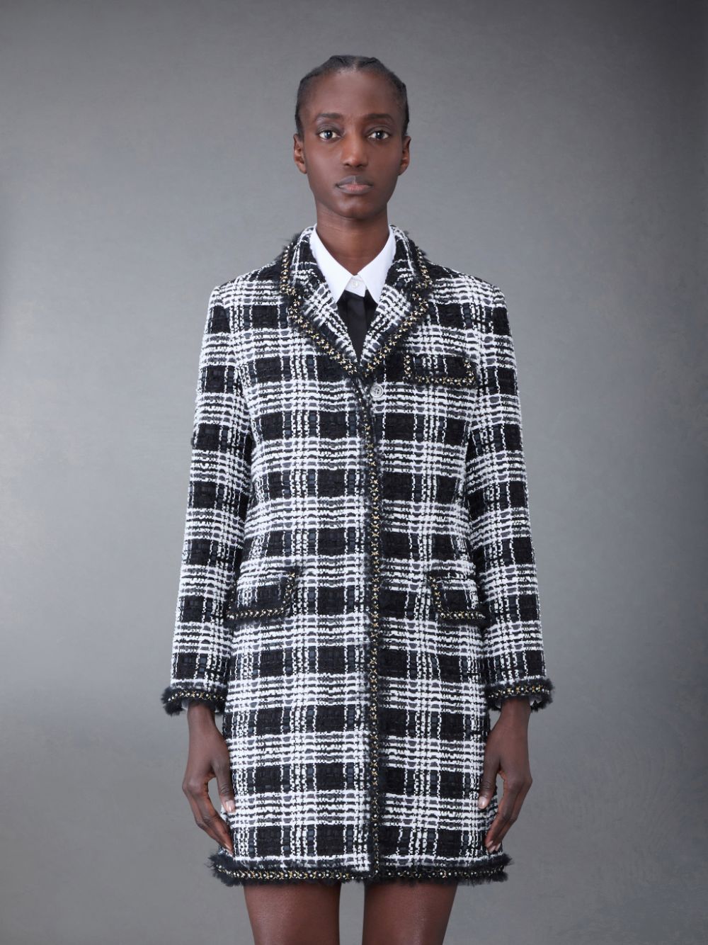 Thom Browne Prince of Wales Chenille Tweed Tuft and Pearl Chesterfield Kleid Damen Schwarz | BKD21V82605